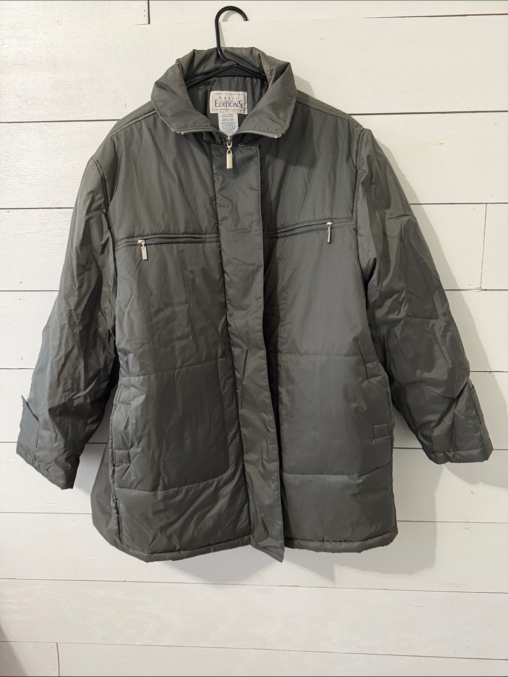 Basic Editions Olive Gray Women's Puffer Jacket - Zip Front